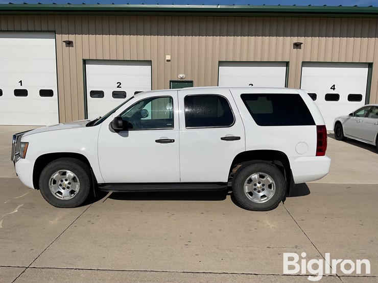 2014-chevrolet-tahoe-image-8