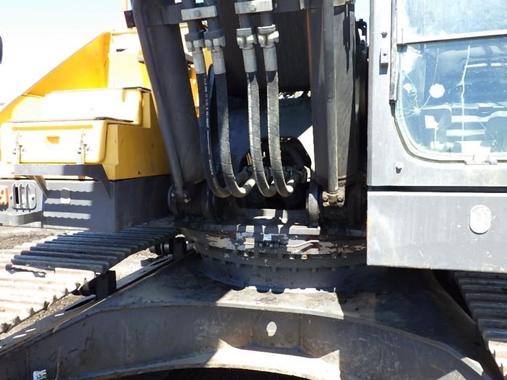 2020-volvo-ec350el-image-8