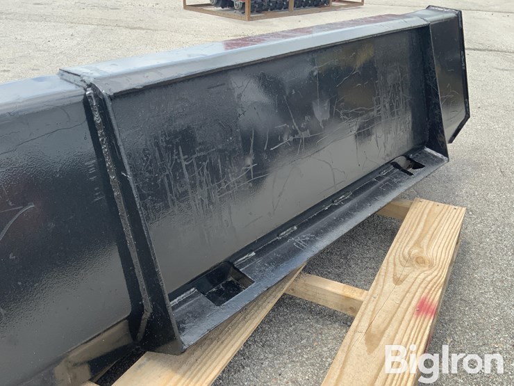 72"-skid-steer-bucket-image-9