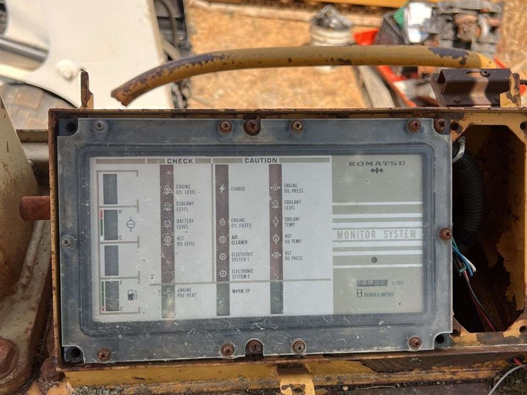 komatsu-track-loader-*inop-image-21