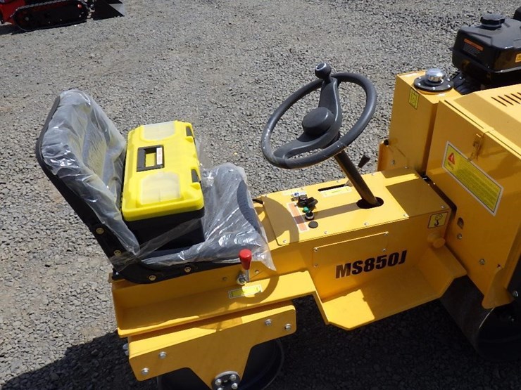 2025-mms-ms850j-ride-on-roller-image-7