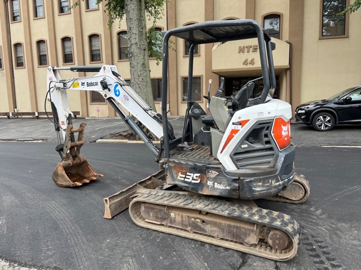 2020-bobcat-e35-image-2