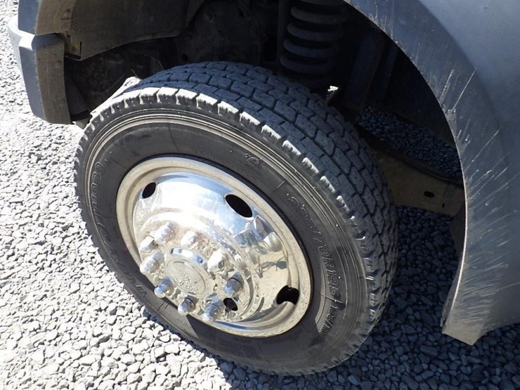 2008-ford-f450-image-31
