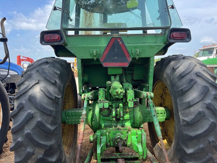 john-deere-4630-image-12