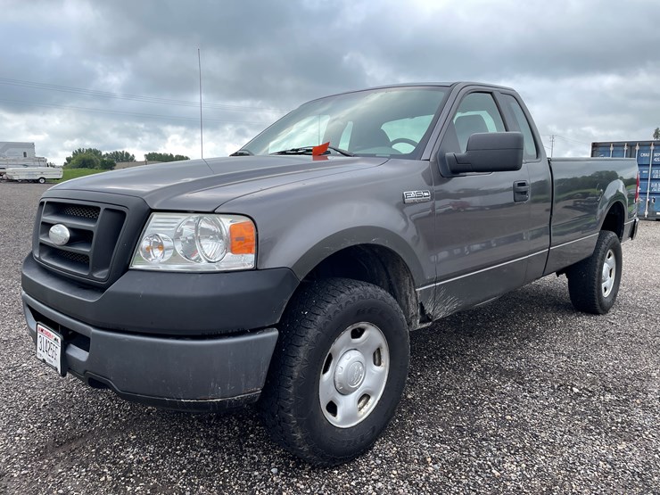 2008-ford-f150-xl-image-1