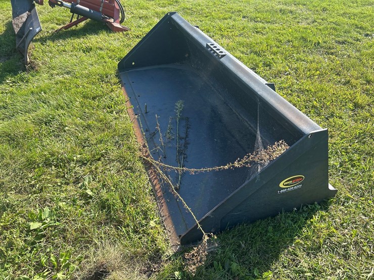 utility-bucket-image-7