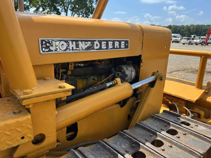deere-450b-image-24
