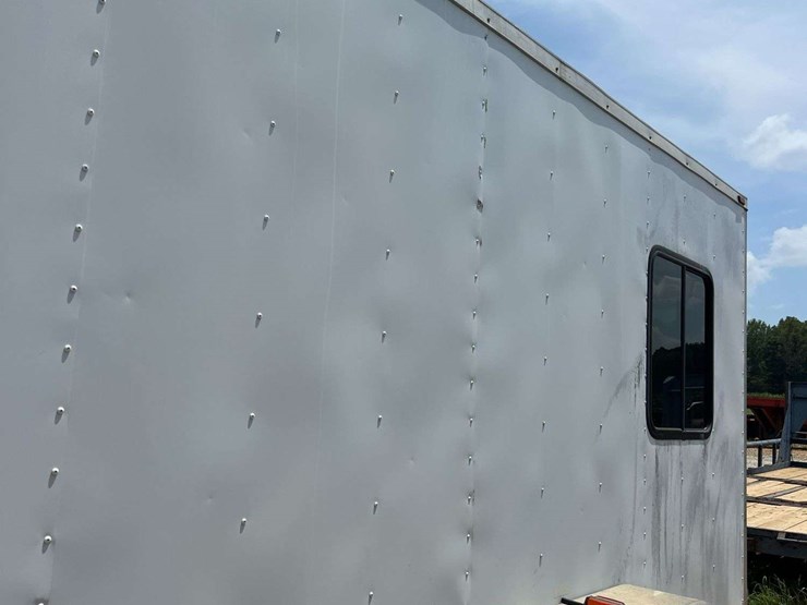 2014-arising-80"-x-16'-t/a-enclosed-trailer-image-10