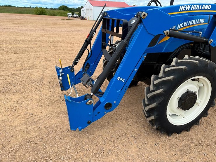 2019-new-holland-workmaster-70-image-18
