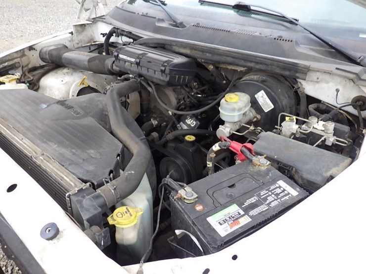 2001-dodge-1500-image-9