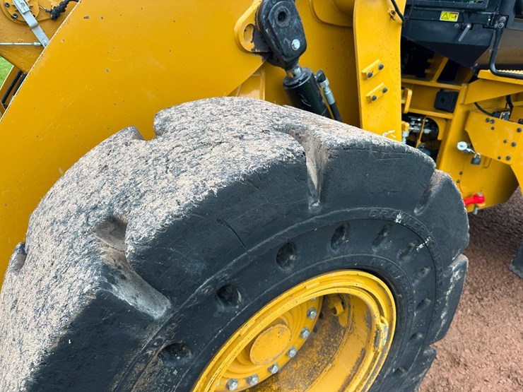 2019-caterpillar-938m-image-14
