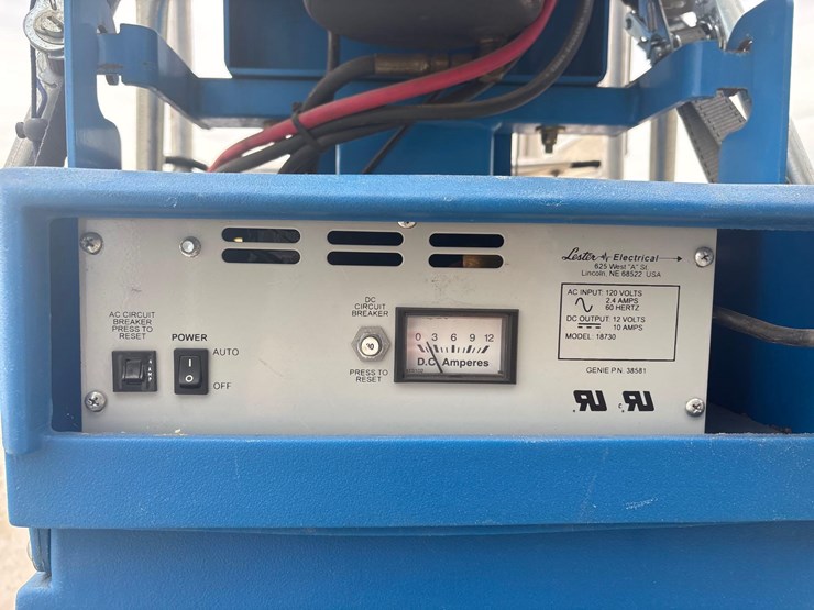2000-genie-lift-image-9