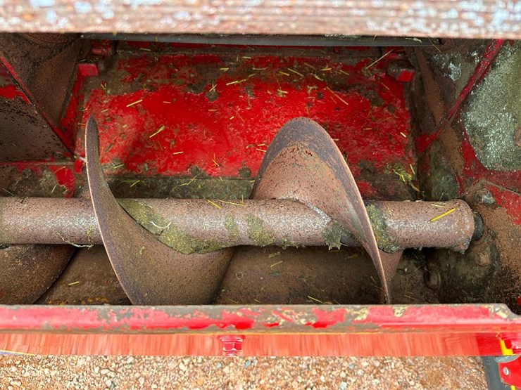 2013-new-holland-fp230-image-27