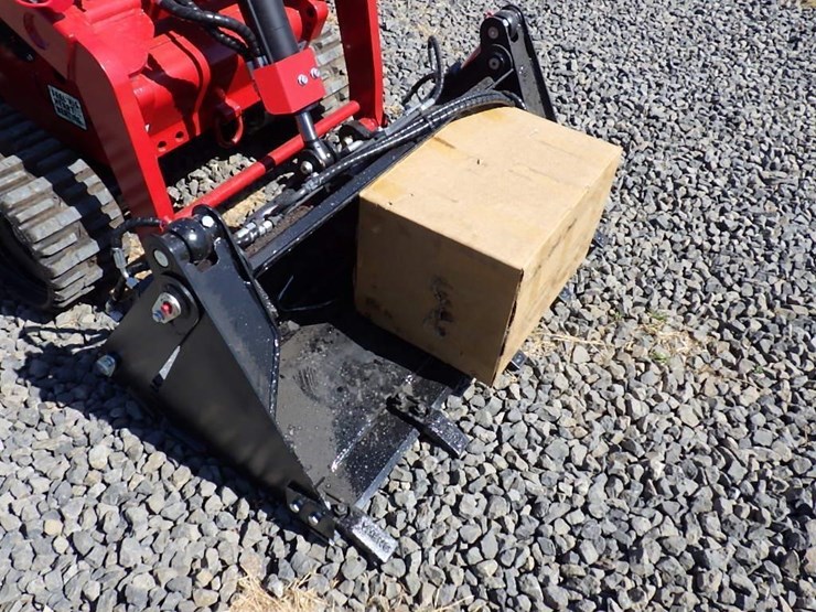 2025-stag-tl425-skid-steer-tracked-loader-image-8