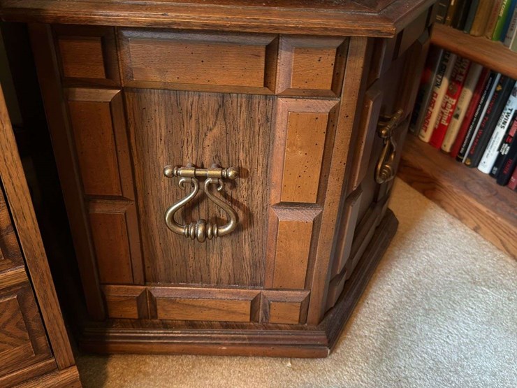 slich-wooden-desk-&-side-table-image-2