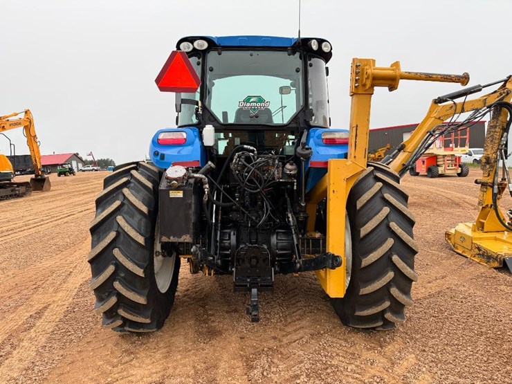 2016-new-holland-ts6.110-image-5