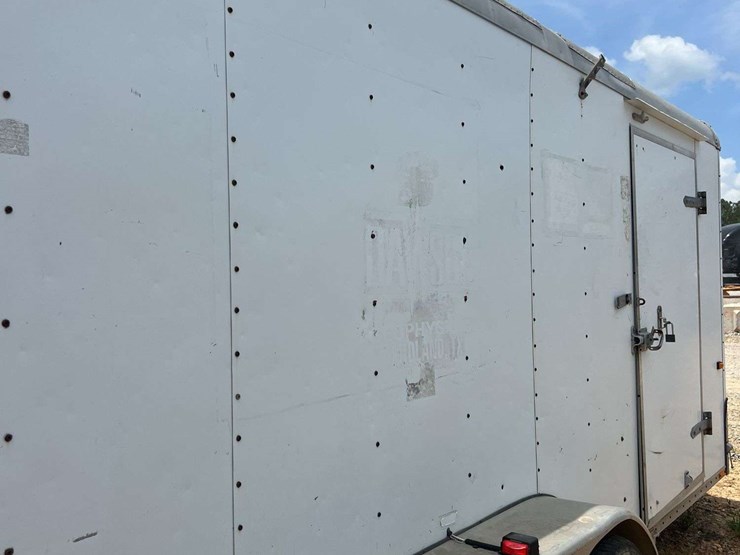2007-wells-82"-x-16'-t/a-enclosed-trailer-image-16