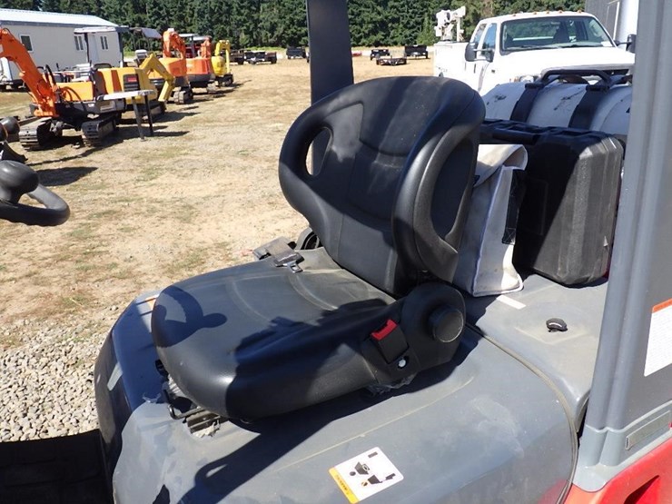 2023-rum-fg25l-forklift-image-17