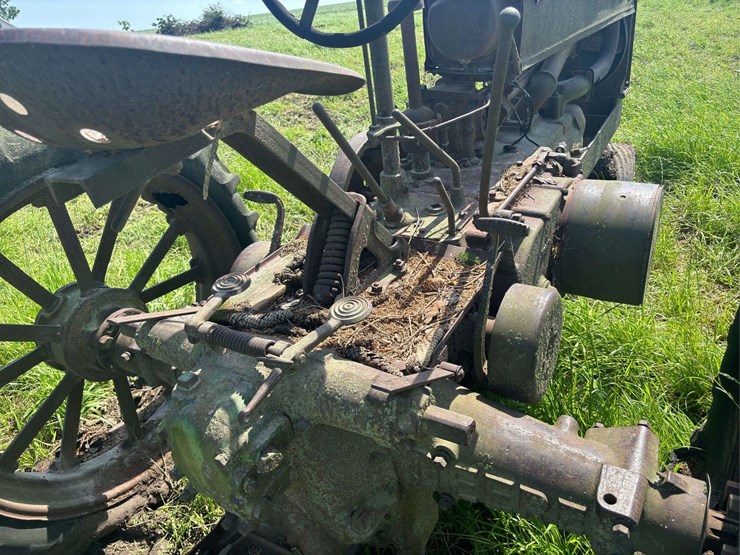 john-deere-model-a-image-36