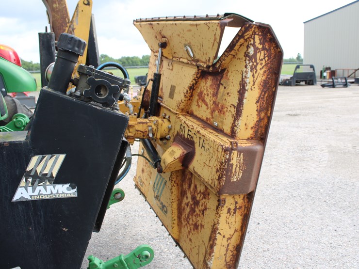 2013-john-deere-d-image-6
