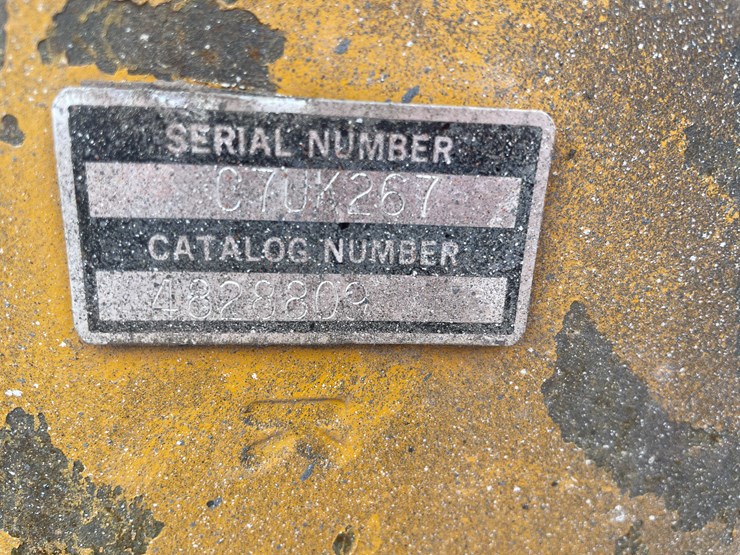 #1367-•-allis-chalmers-pneumatic-3000-lb.-capacity-forklift-(o3)-image-16
