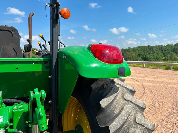 2007-john-deere-6215-image-23