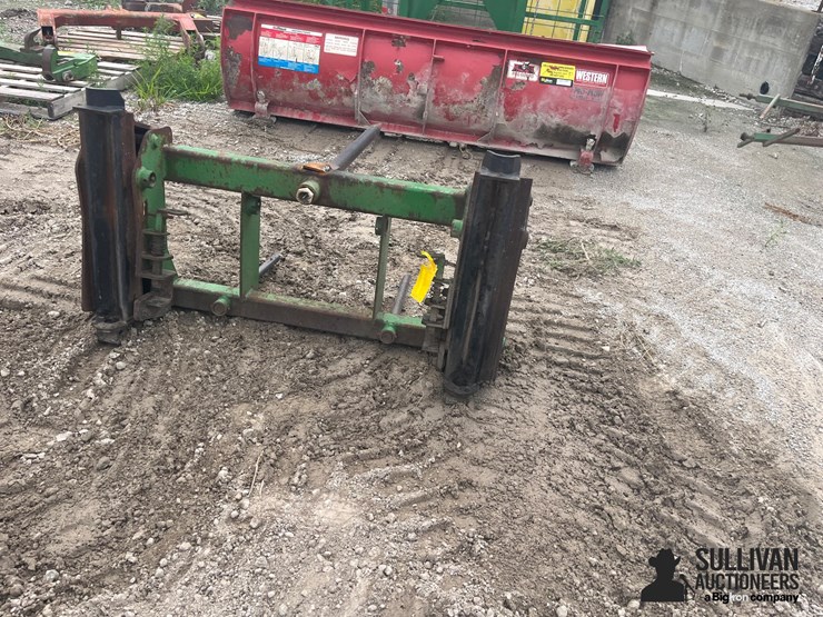 john-deere-3-prong-bale-spear-image-5