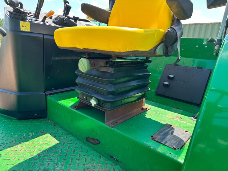 2007-john-deere-6215-image-39