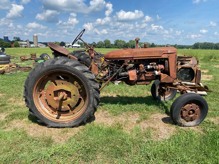 1953-farmall-super-c-wide-front-&-fast-hitch-image-1