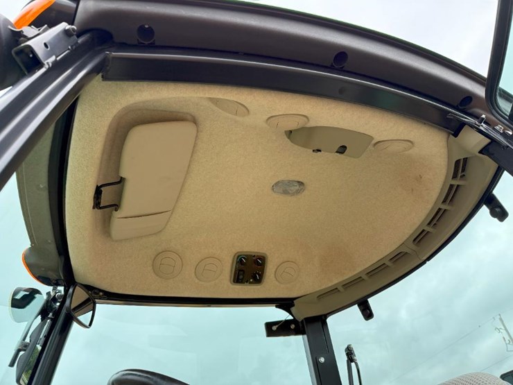 2020-john-deere-3033r-image-38