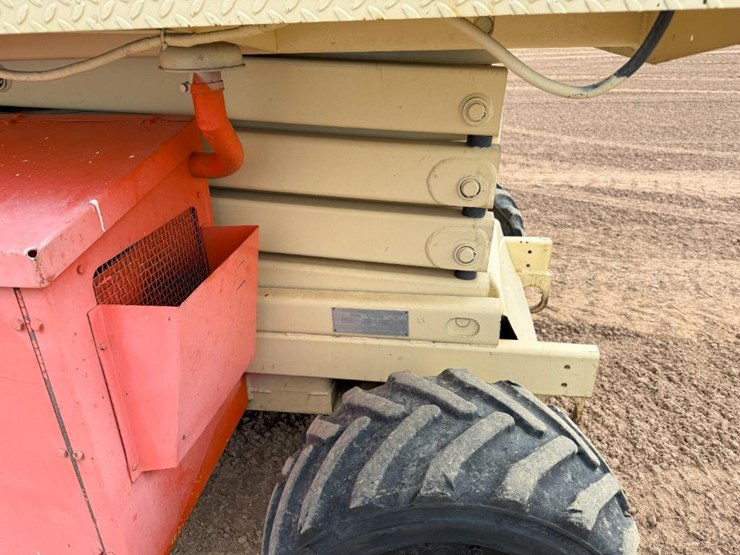 2000-jlg-260mrt-image-20
