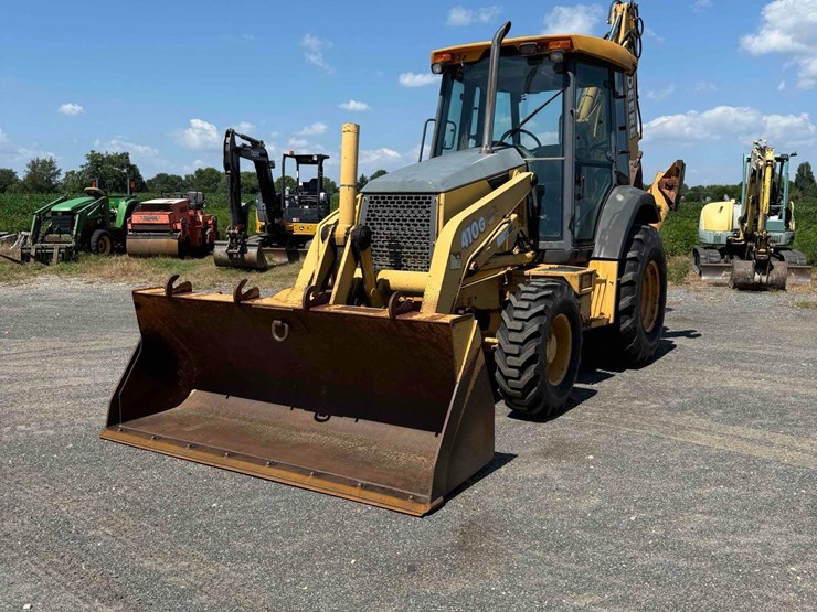 deere-410g-image-1
