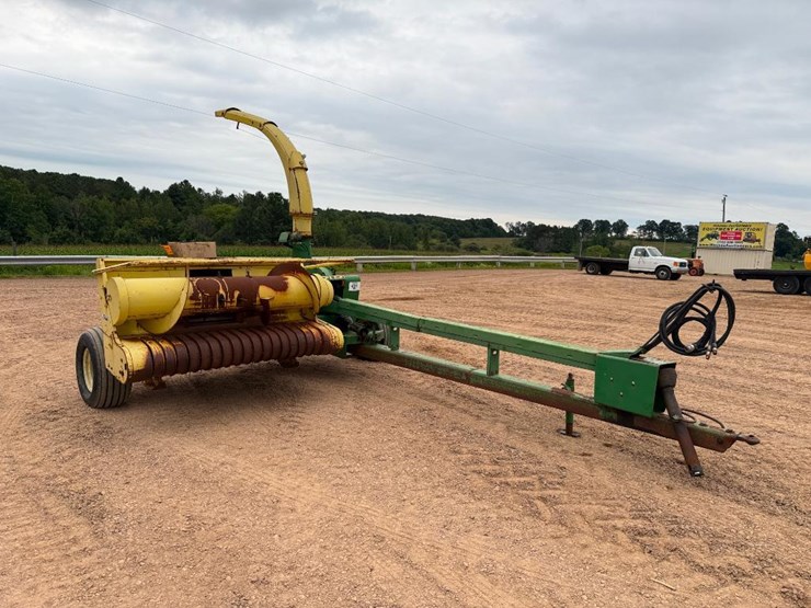 john-deere-3950-image-1