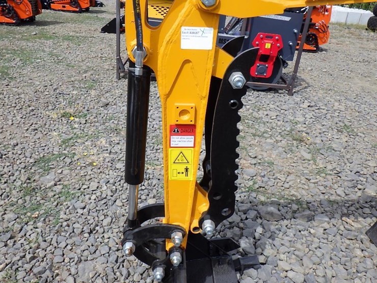 2025-miva-va15p-hydraulic-excavator-image-6