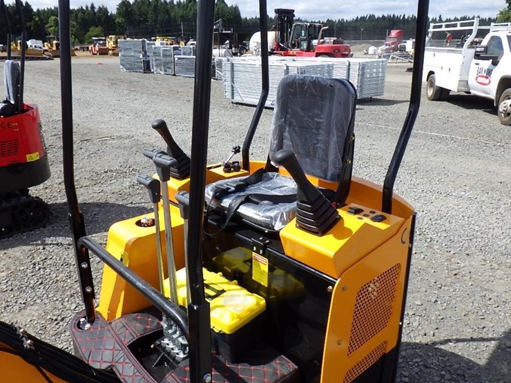 2025-vicsec-vc15-hydraulic-excavator-image-19