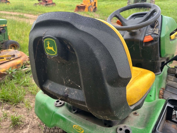 john-deere-x300-image-48