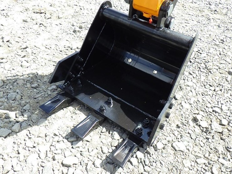 2025-vicsec-vc15-hydraulic-excavator-image-14
