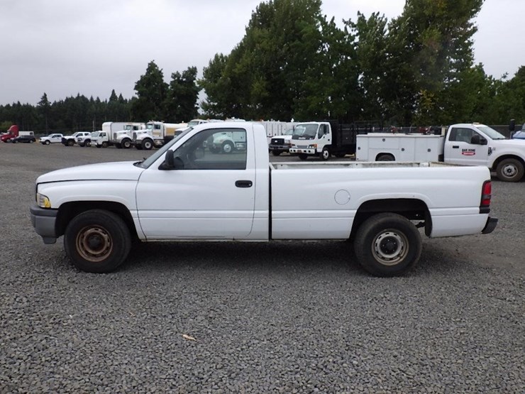 2001-dodge-1500-image-6