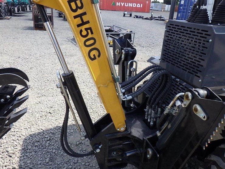 2025-agt-bh50g-loader-backhoe-image-15