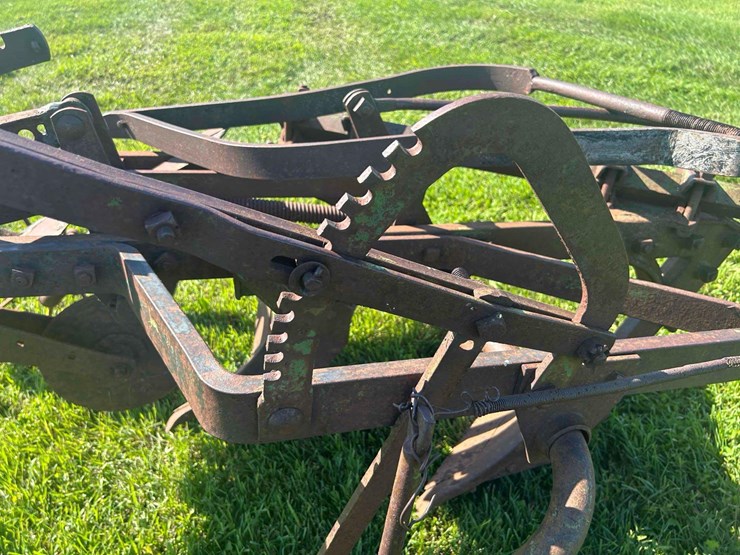 john-deere-plow-image-13