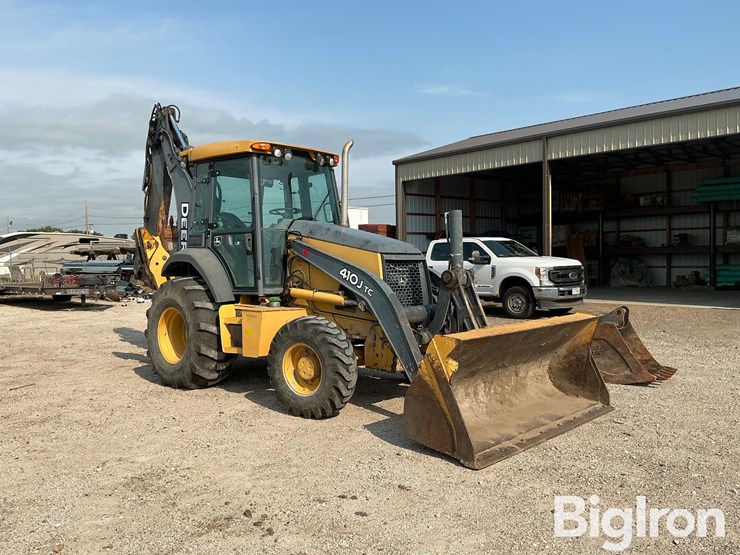 2010-deere-410j-tc-image-3