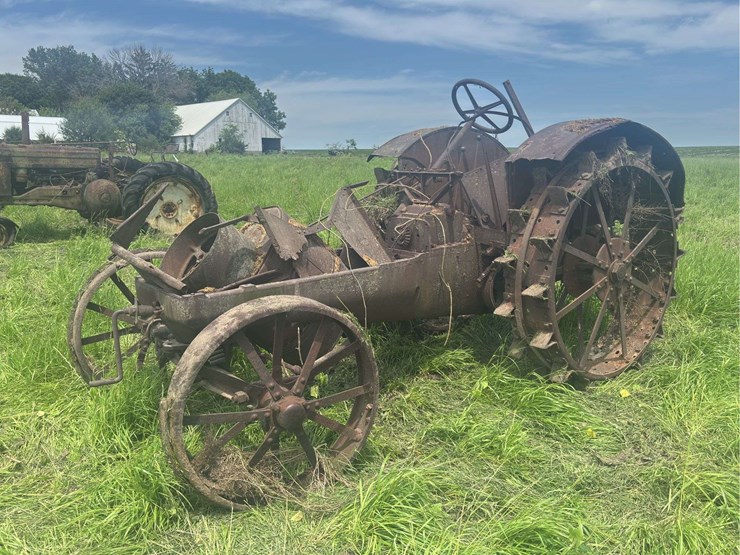 mccormick-deering-10-20-image-1