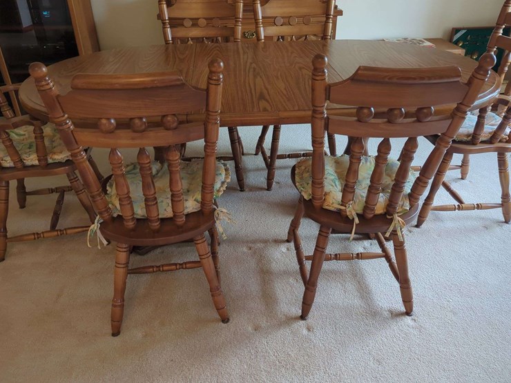 dining-room-table-with-(6)-chairs---78"-x-42"-top-image-5