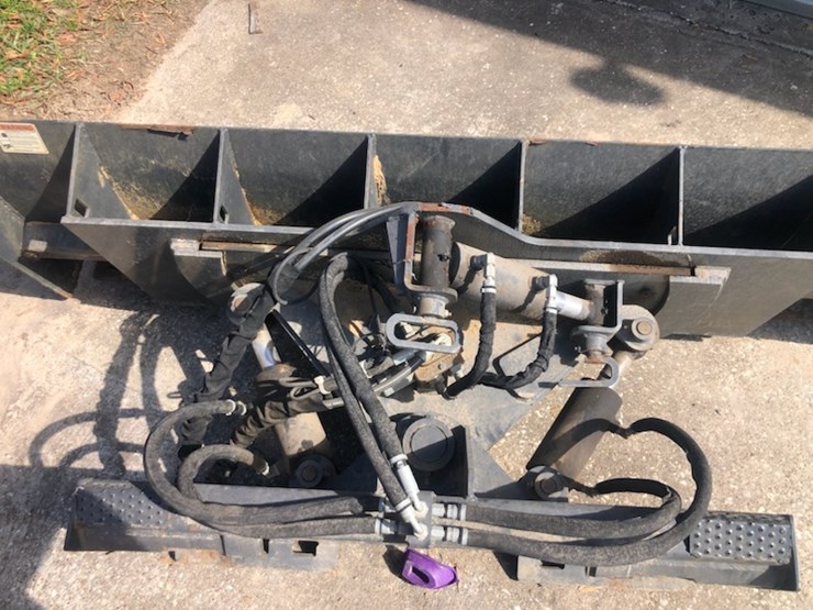 #4001-•-skid-steer-6-way-blade-attachment-image-3
