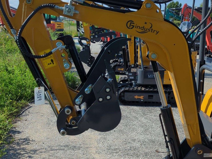 cfg-industrial-mini-excavator---qk18r---(2025)-image-2