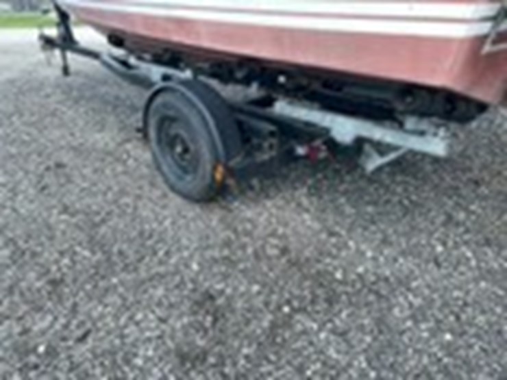 #6340-•-century-22'-boat-(no-title)-image-16