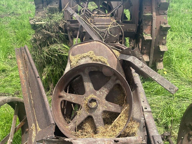 mccormick-deering-10-20-image-9