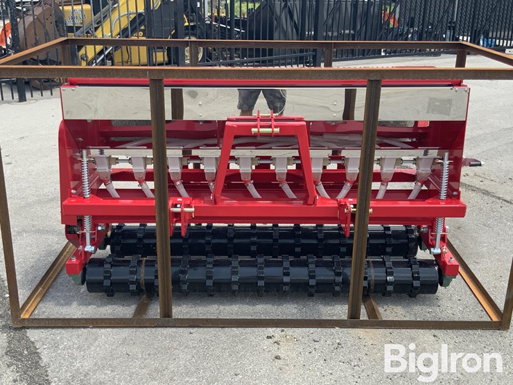 2025-agt-stsd10-3-pt/skid-steer-no-till-drill-image-6