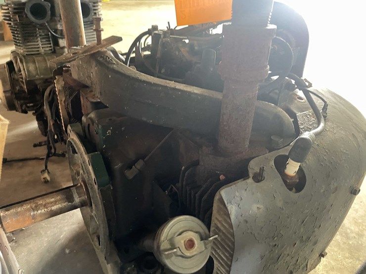 #2113-•-kohler-2-cylinder-engine-(cw)-image-6