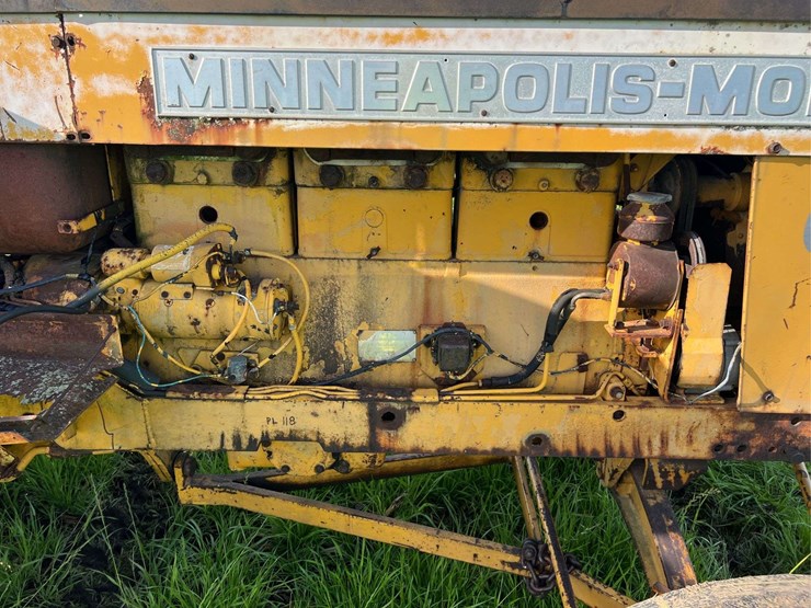 minneapolis-moline-g1000-image-27